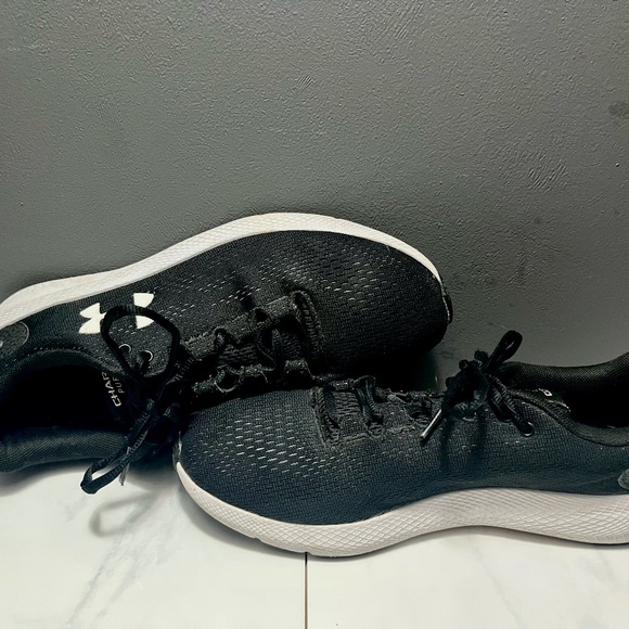 Women’s Under Armour Charged Pursuit 2 – Size 10 – Lightly Used - Picture 1 of 3
